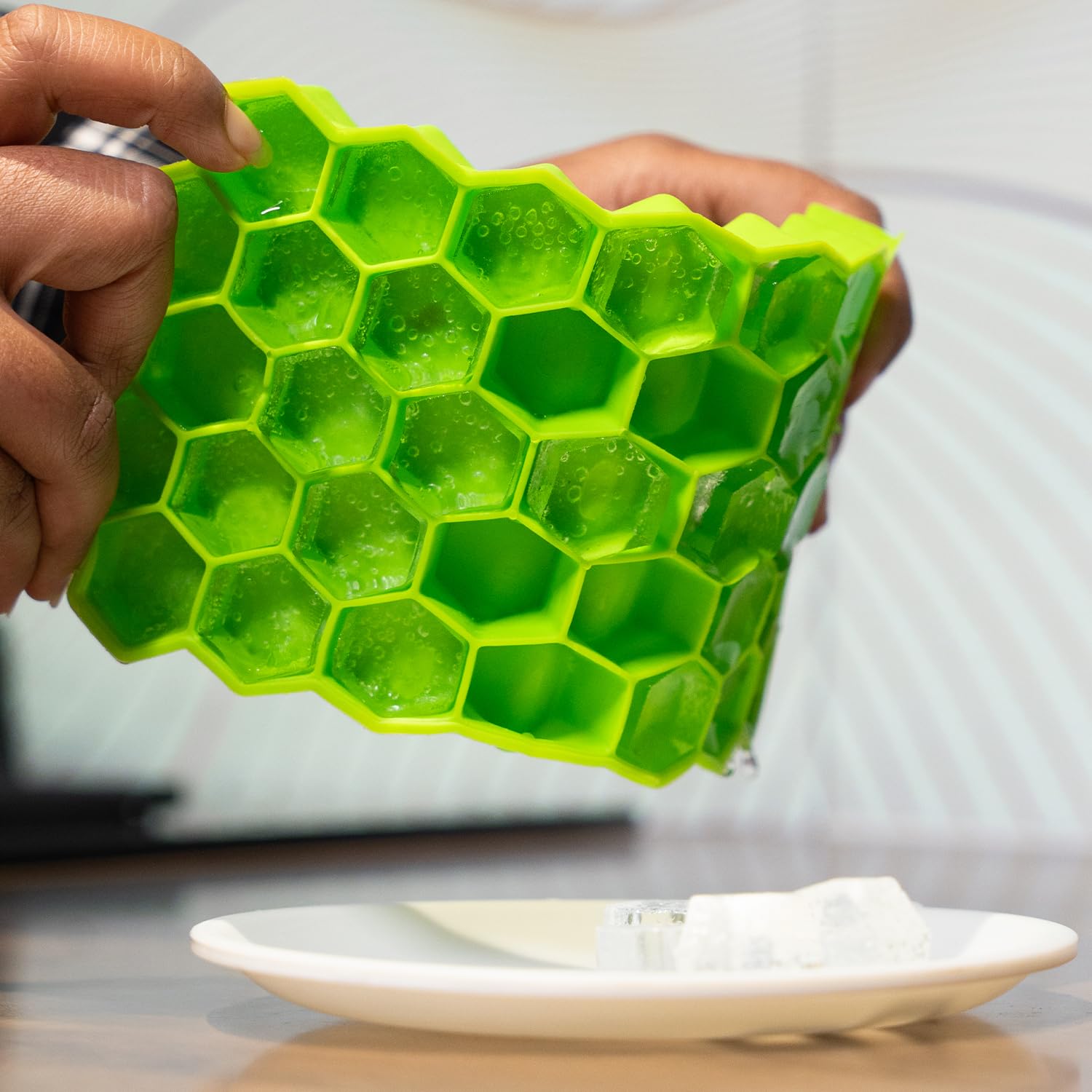 37 Cavity Ice Cube Tray